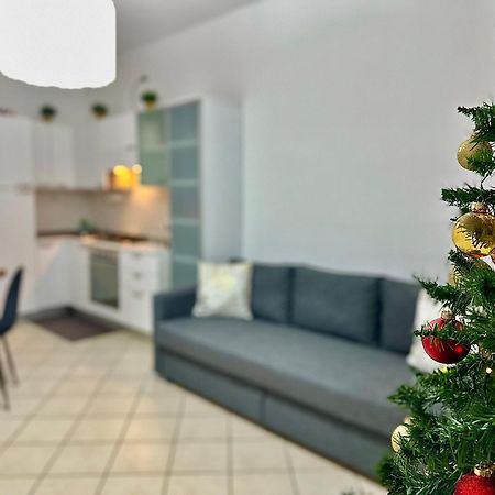 Domus Sofia Historic Center Rimini Apartment Ngoại thất bức ảnh