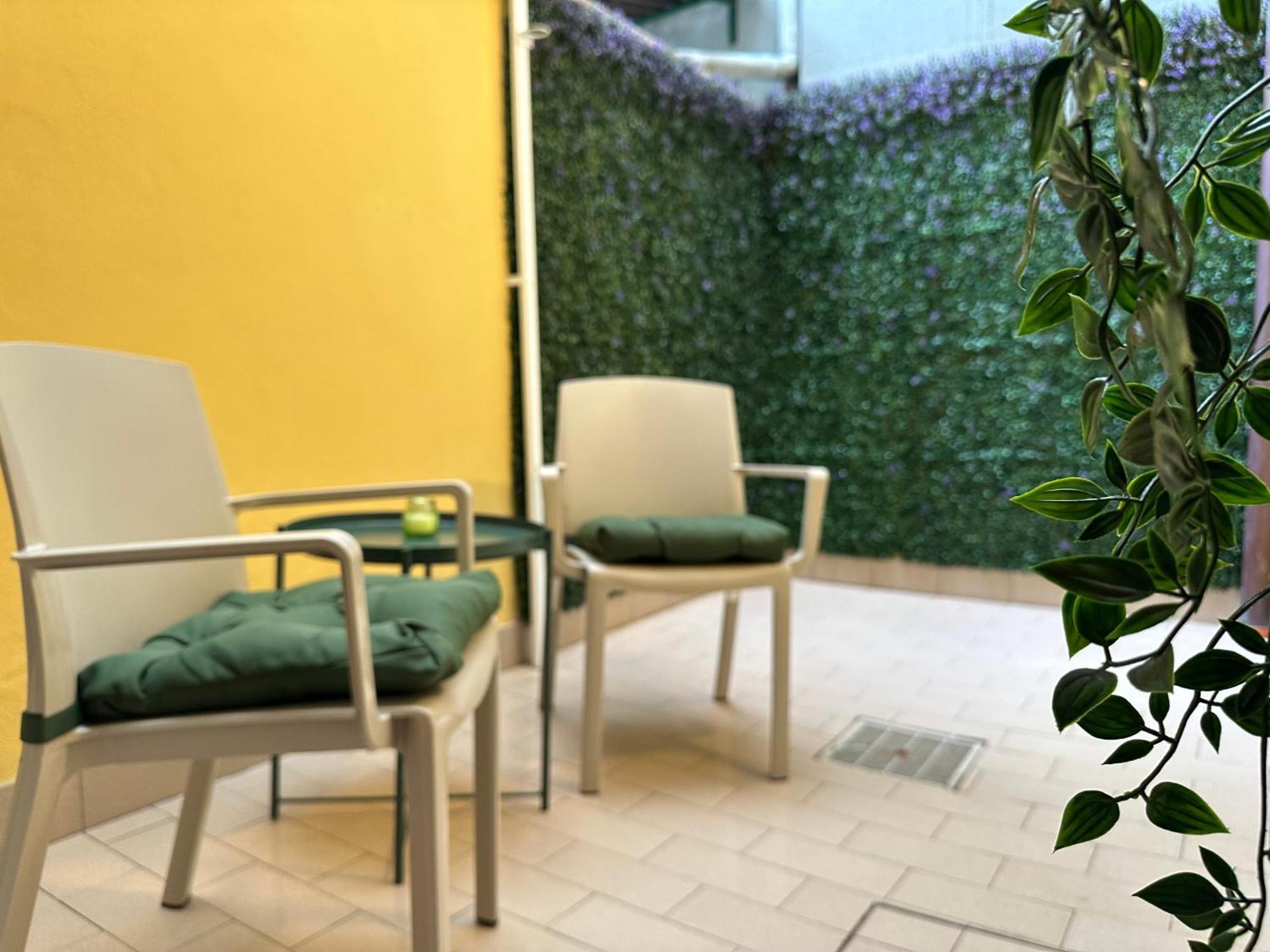 Domus Sofia Historic Center Rimini Apartment Ngoại thất bức ảnh